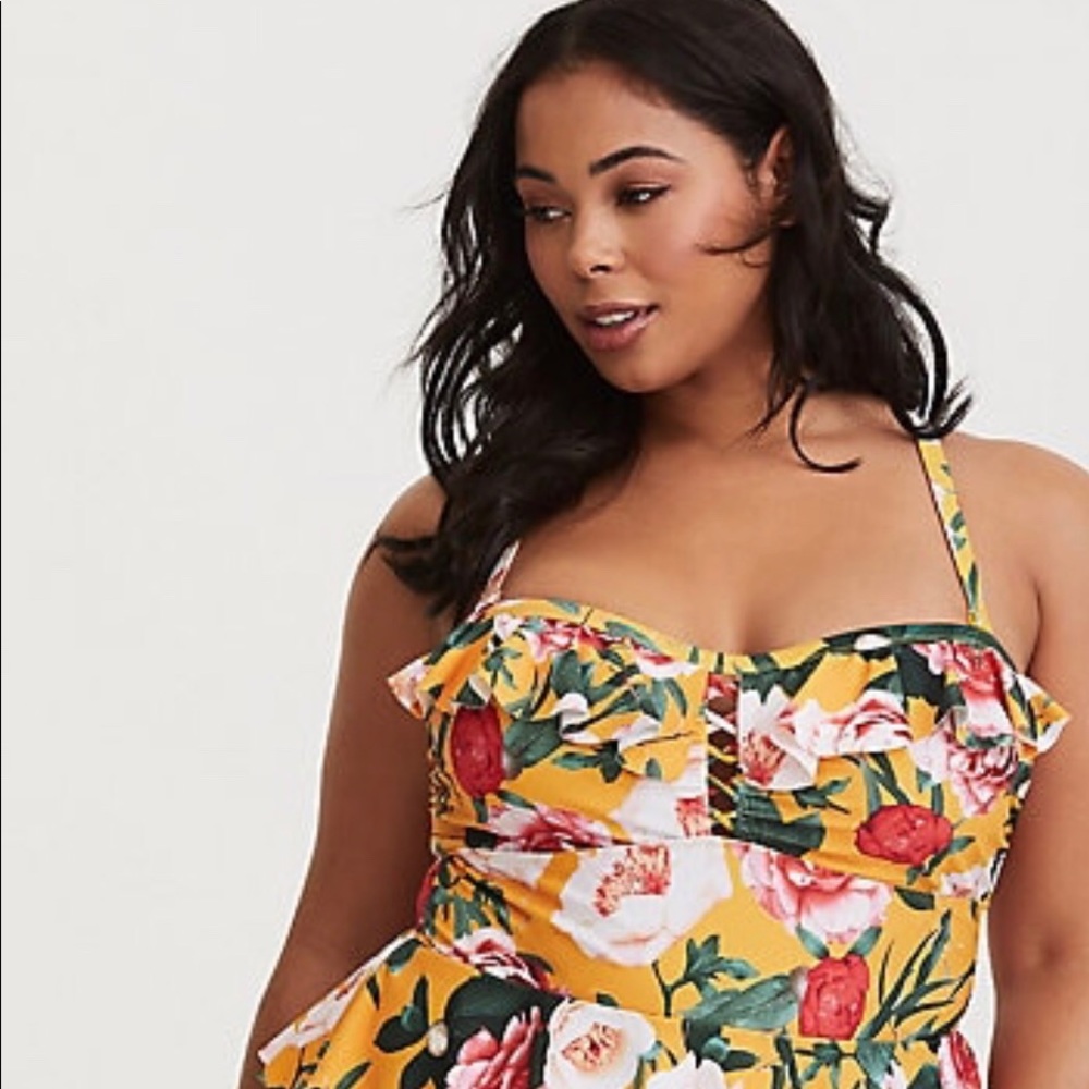 NWT Floral Swimsuit (Torrid size 00)